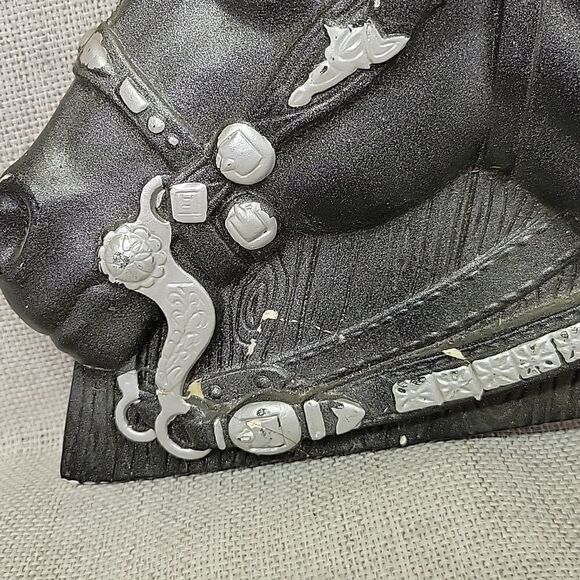 Pair Black Stallion Horse Wall Plaques Chalkware Plaster Miller Studios 1964 - Picture 6 of 11